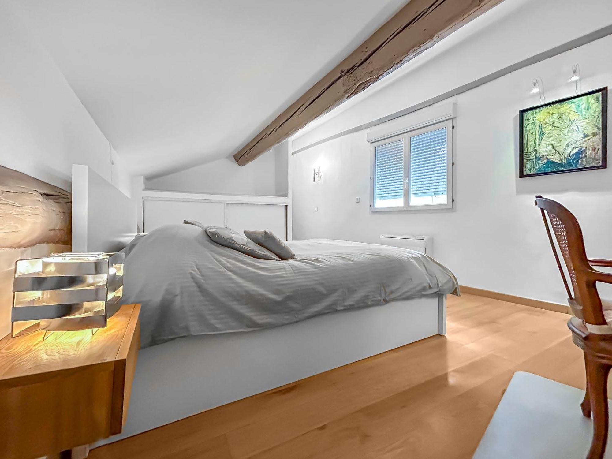 Un Petit Nid Au Bord De La Sorgue Appartement LʼIsle-sur-la-Sorgue Buitenkant foto