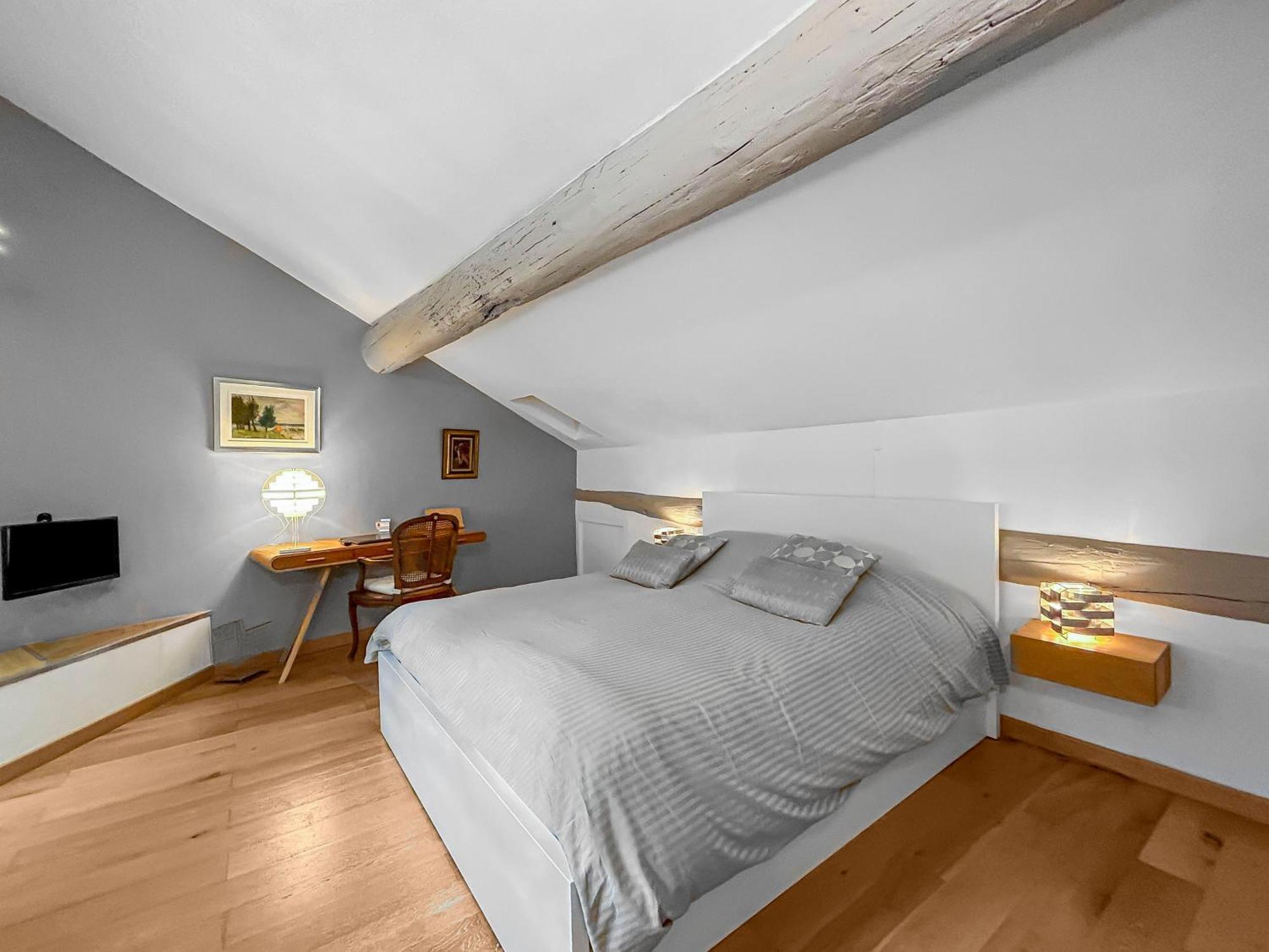 Un Petit Nid Au Bord De La Sorgue Appartement LʼIsle-sur-la-Sorgue Buitenkant foto